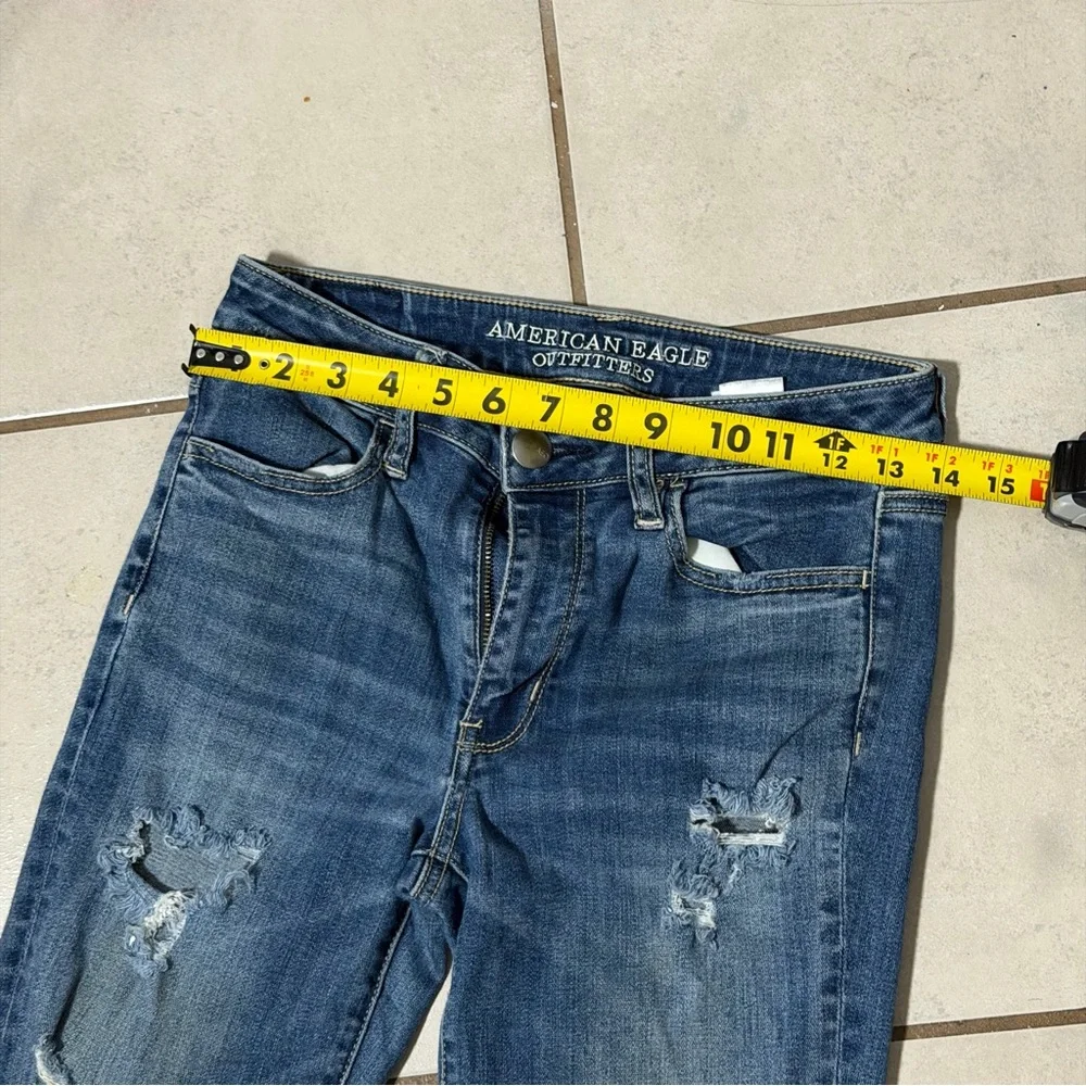 American Eagle Outfitters Women's‎ Hi-Rise Jegging Blue Distressed Jeans size 4